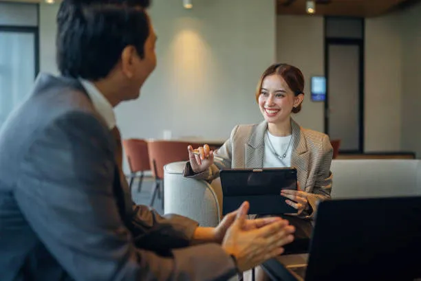 Bộ phận pháp lý bên ngoài
